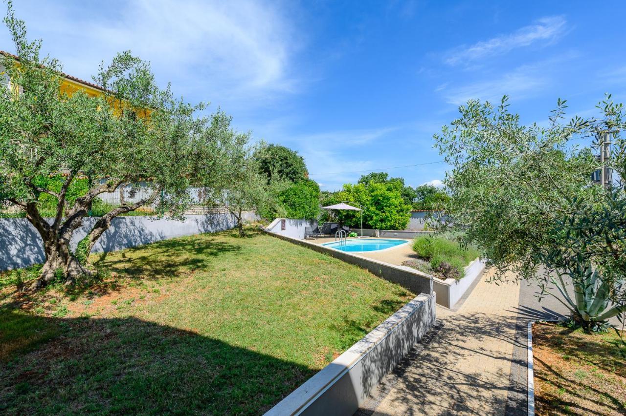 Villa Elisa Kaštelir Exteriér fotografie