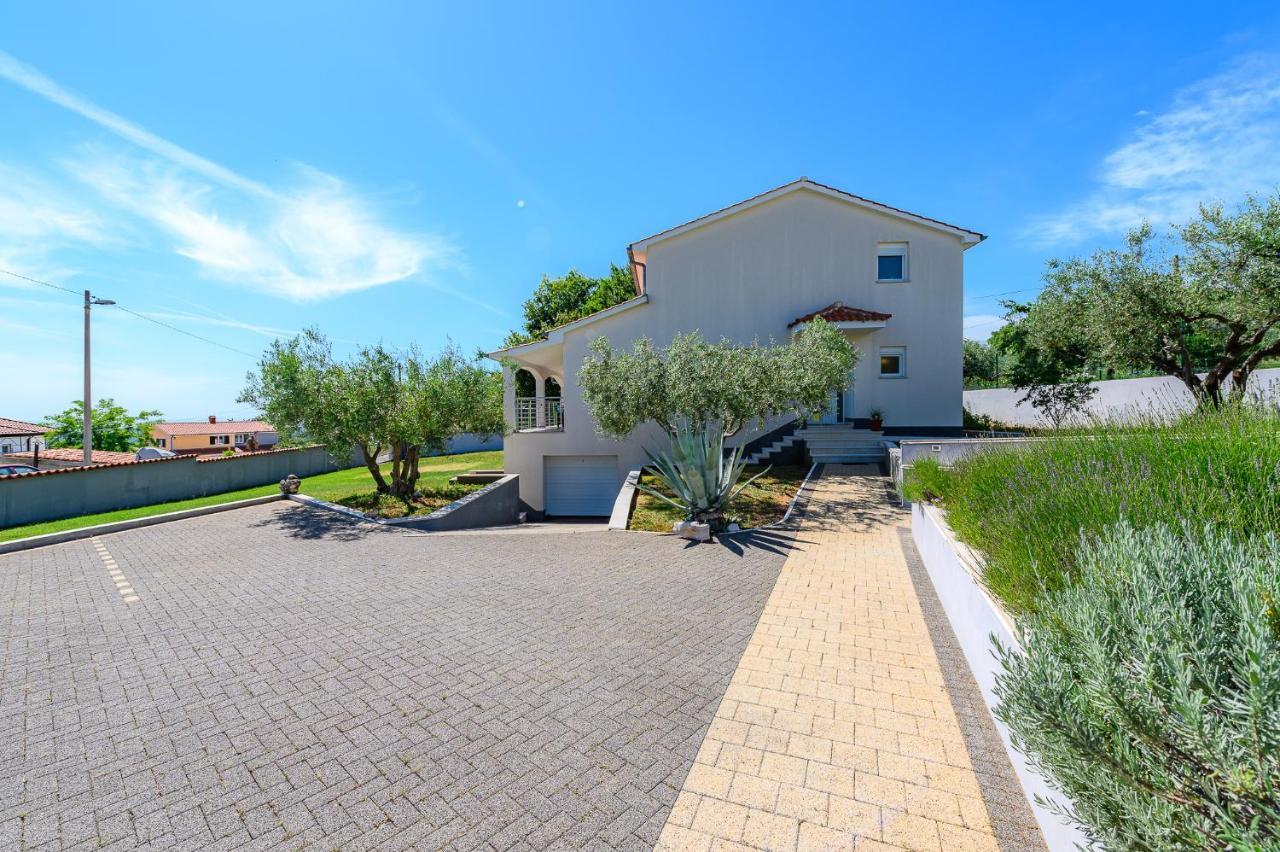 Villa Elisa Kaštelir Exteriér fotografie