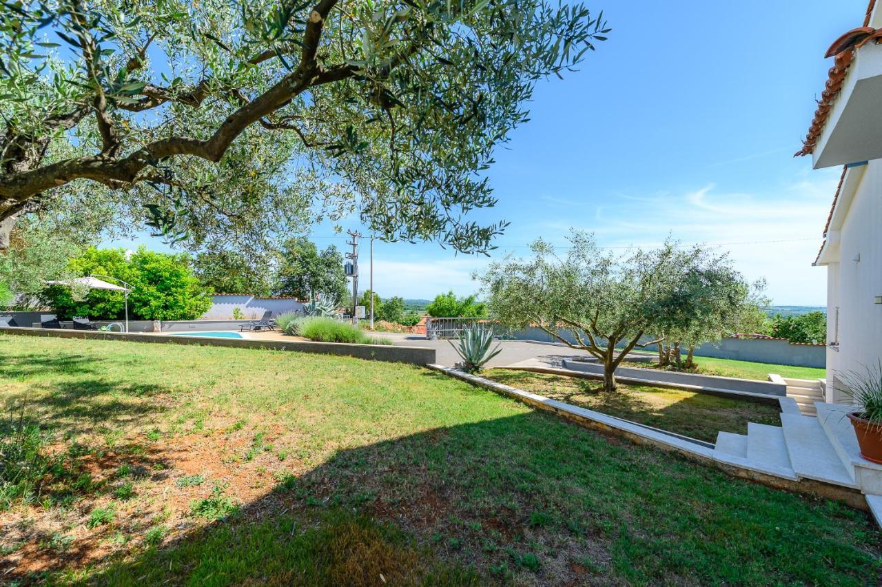 Villa Elisa Kaštelir Exteriér fotografie