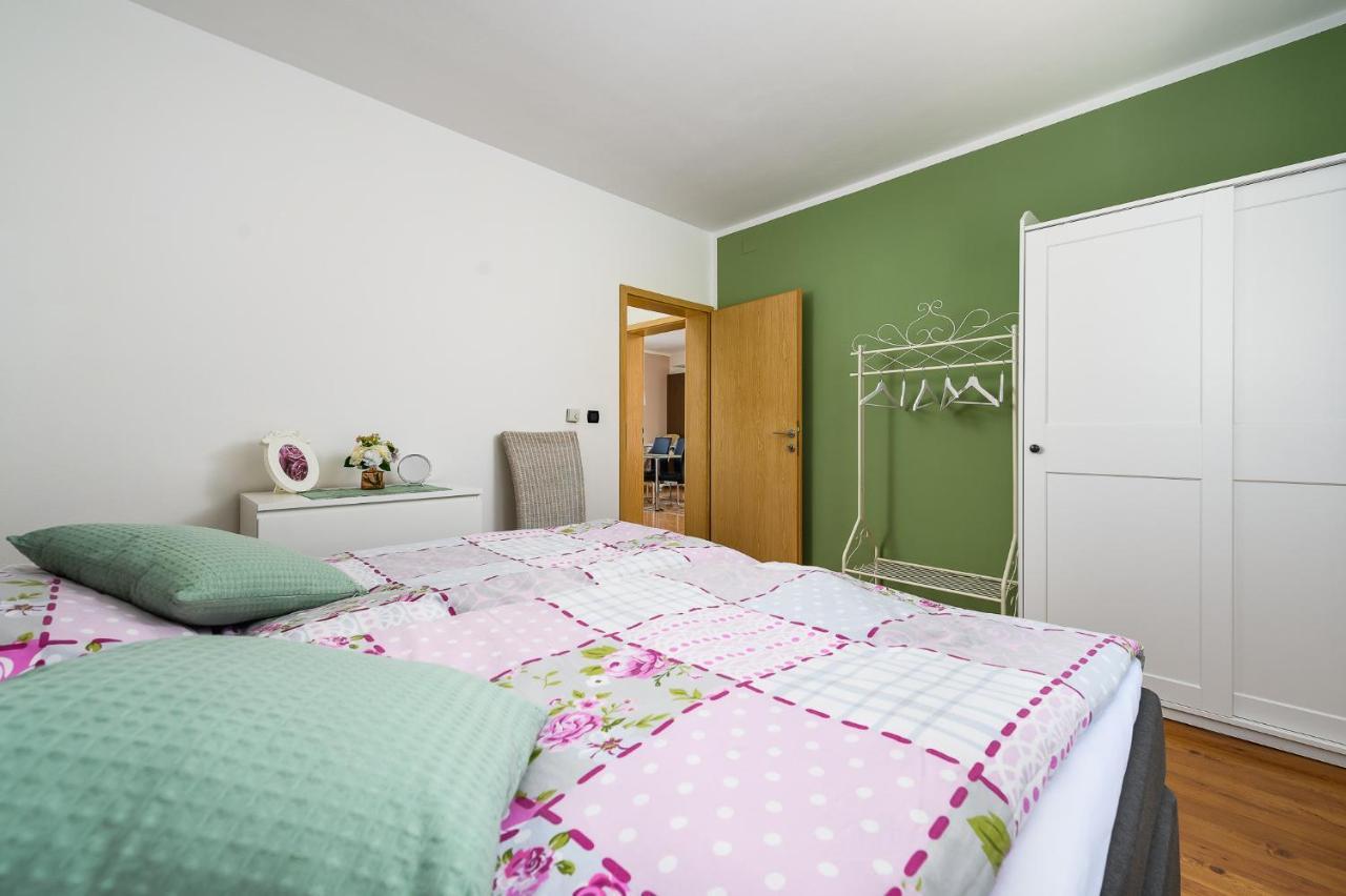 Villa Elisa Kaštelir Exteriér fotografie